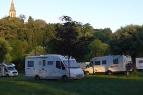 Camping Au Bord de Loire