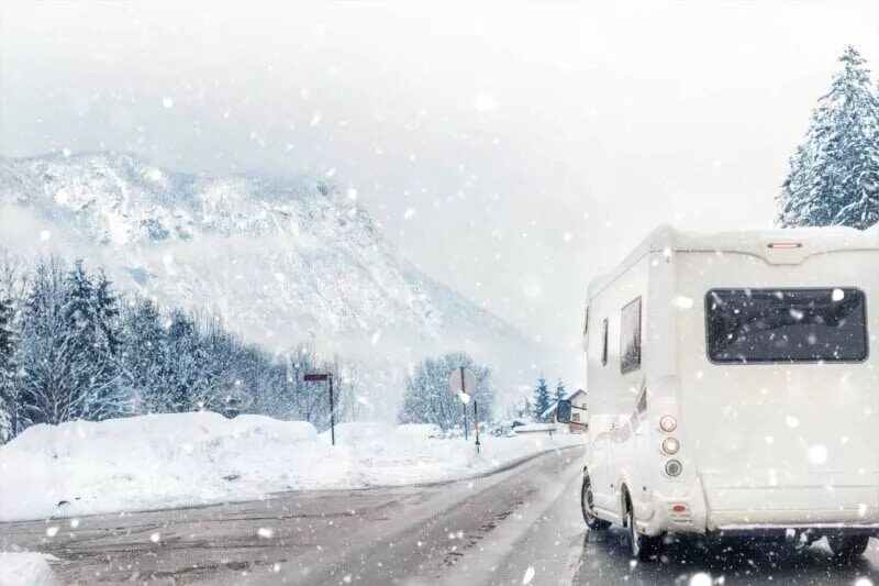 Caravans in de Alpen, Oostenrijk